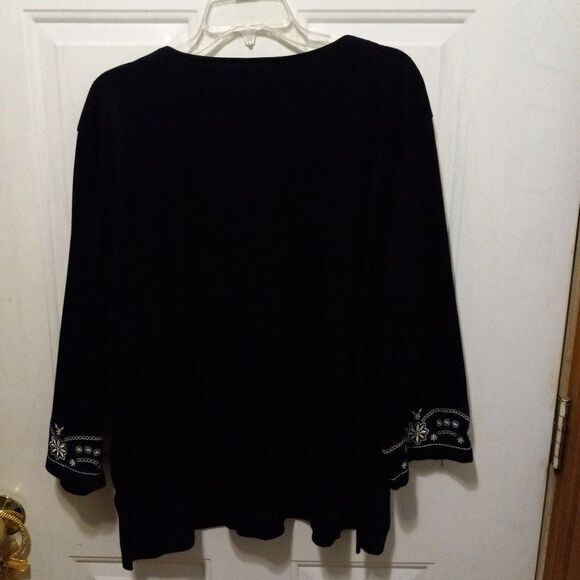Alfred Dunner Black Embroidered top Granny Chic Cottagecore Kitsch - Picture 3 of 7